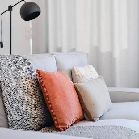 Free Parking - Aliados 107 Liberty Square Apartment